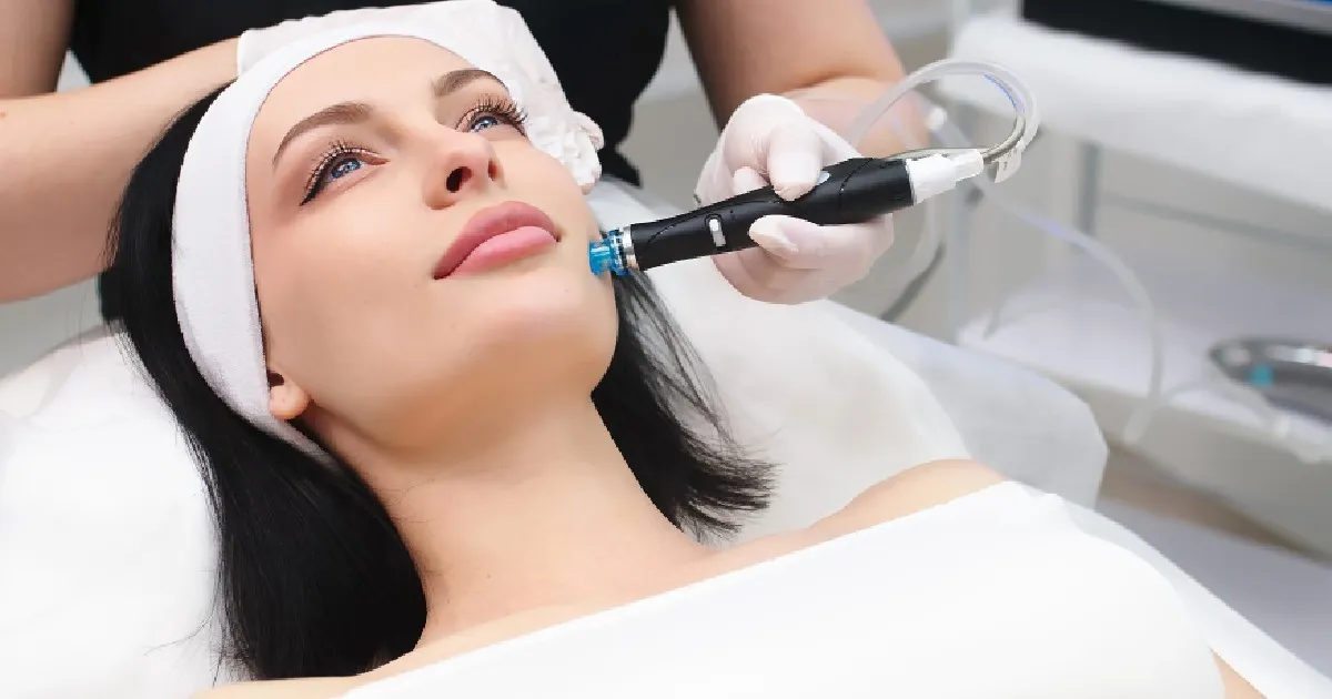 Women receiving HydraFacial in Highland Park, NJ